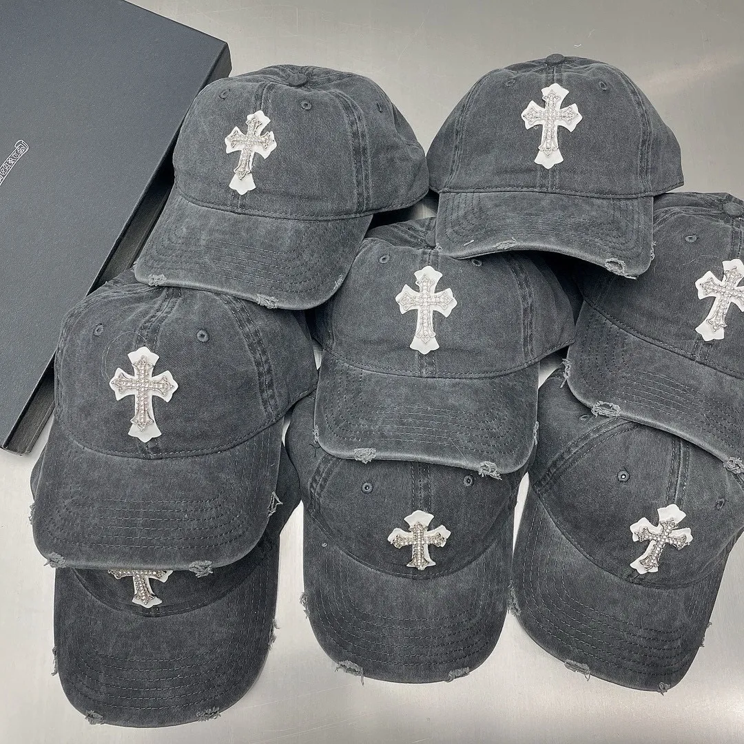 Crowe heart-breaking single style distressed hole baseball cap